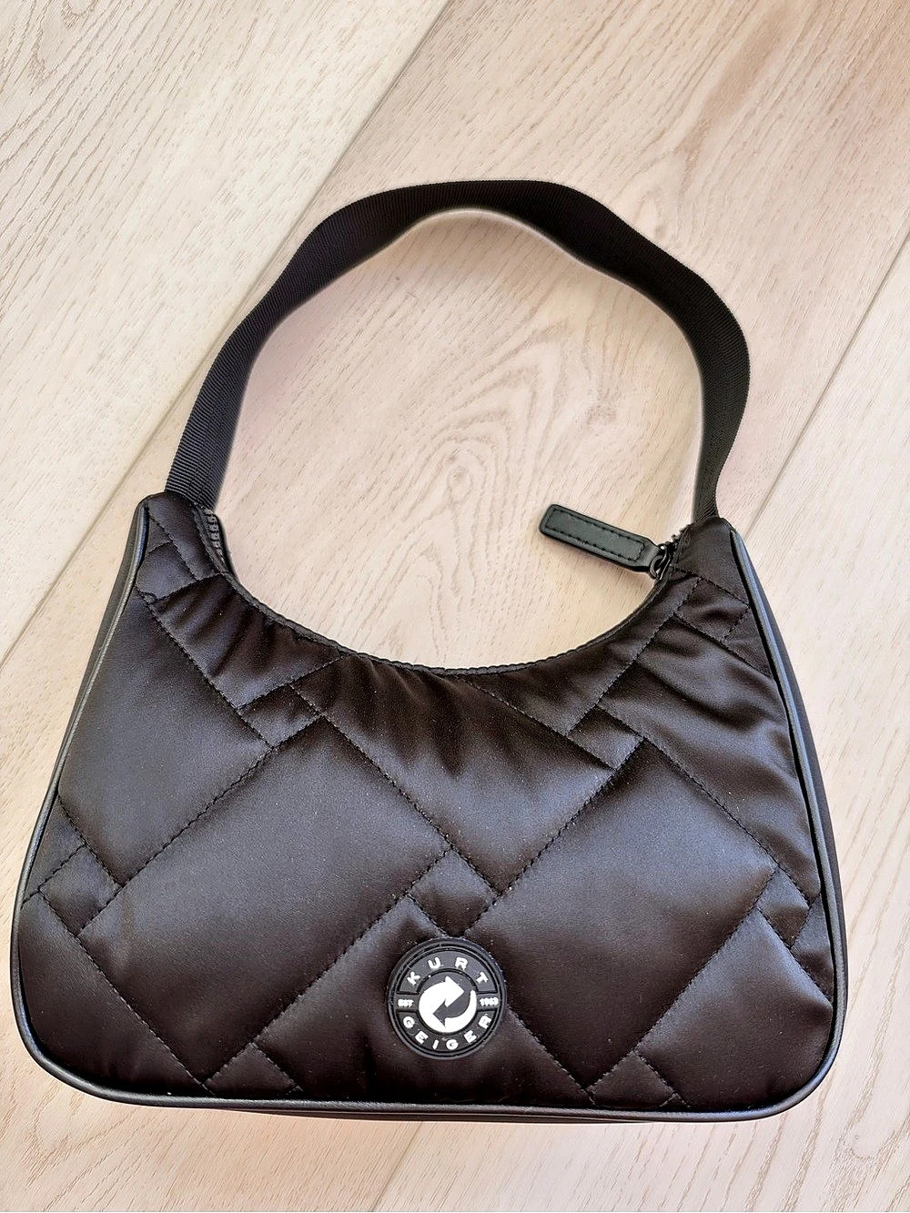 Kurt Geiger Quilted Shoulder Bag in Black